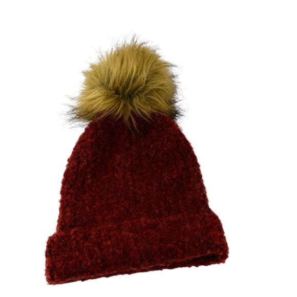 Dillards Reddish Fuzzy Tan Pom Beanie Hat Head Cover Hat One Size - Picture 2 of 11